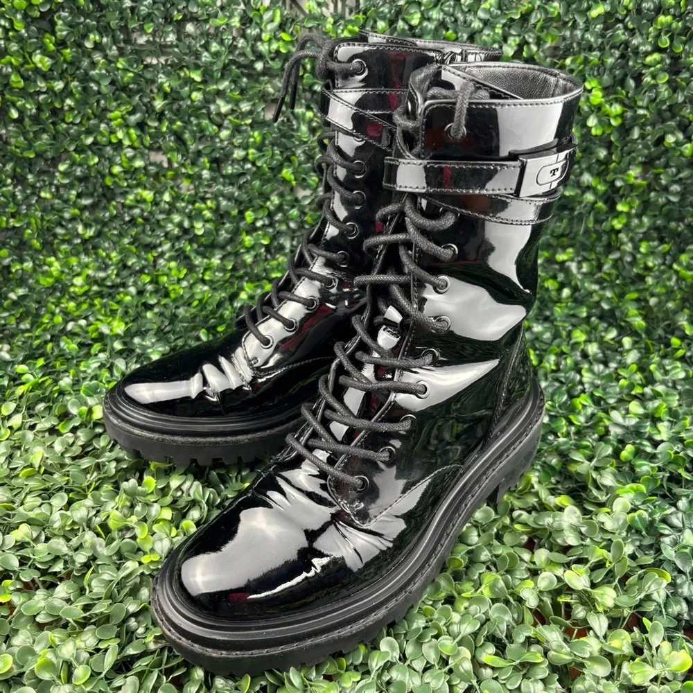 TORY BURCH PATENT LEATHER COMBAT BOOTS SIZE 7 WOMAN